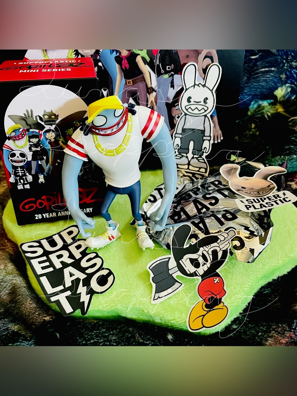 Gorillaz x Superplastic Figure Del The Ghost LE